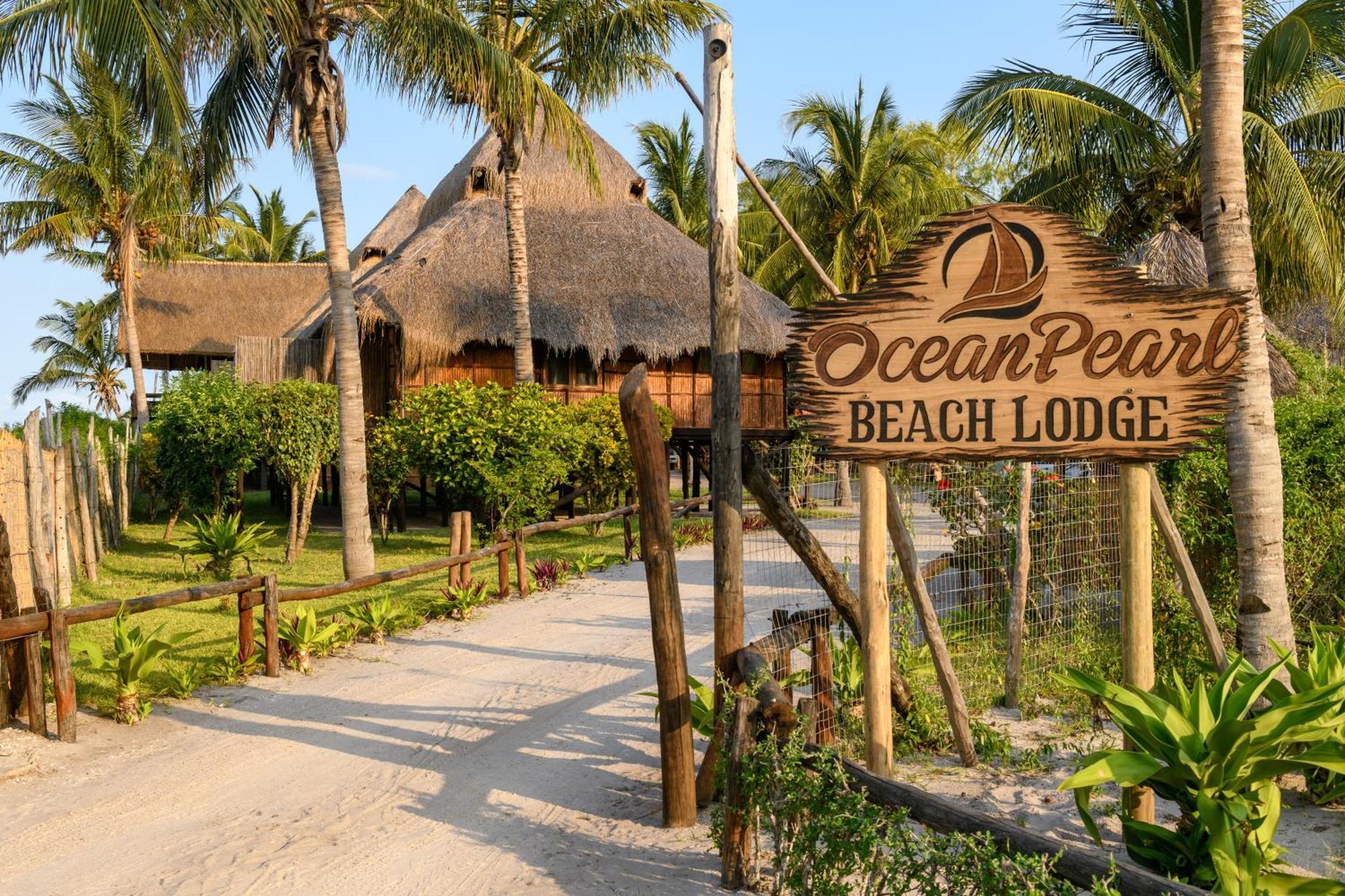 Ocean Pearl Beach Lodge Vilanculos Exterior photo