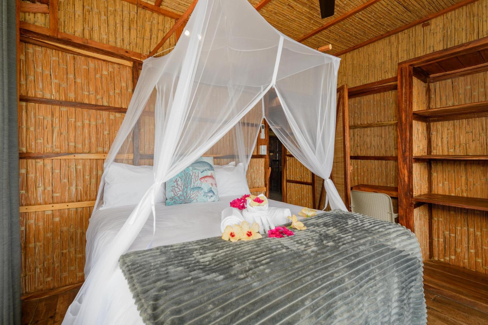 Ocean Pearl Beach Lodge Vilanculos Exterior photo