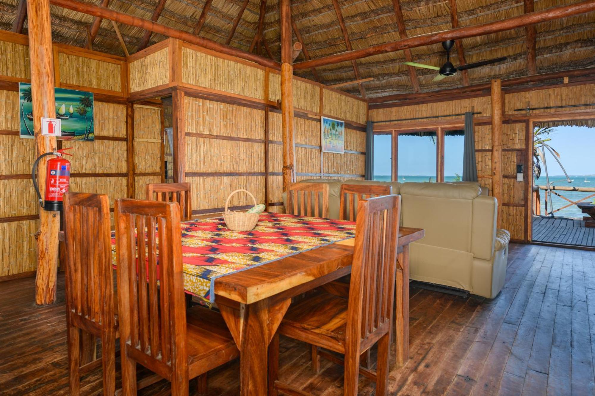 Ocean Pearl Beach Lodge Vilanculos Exterior photo