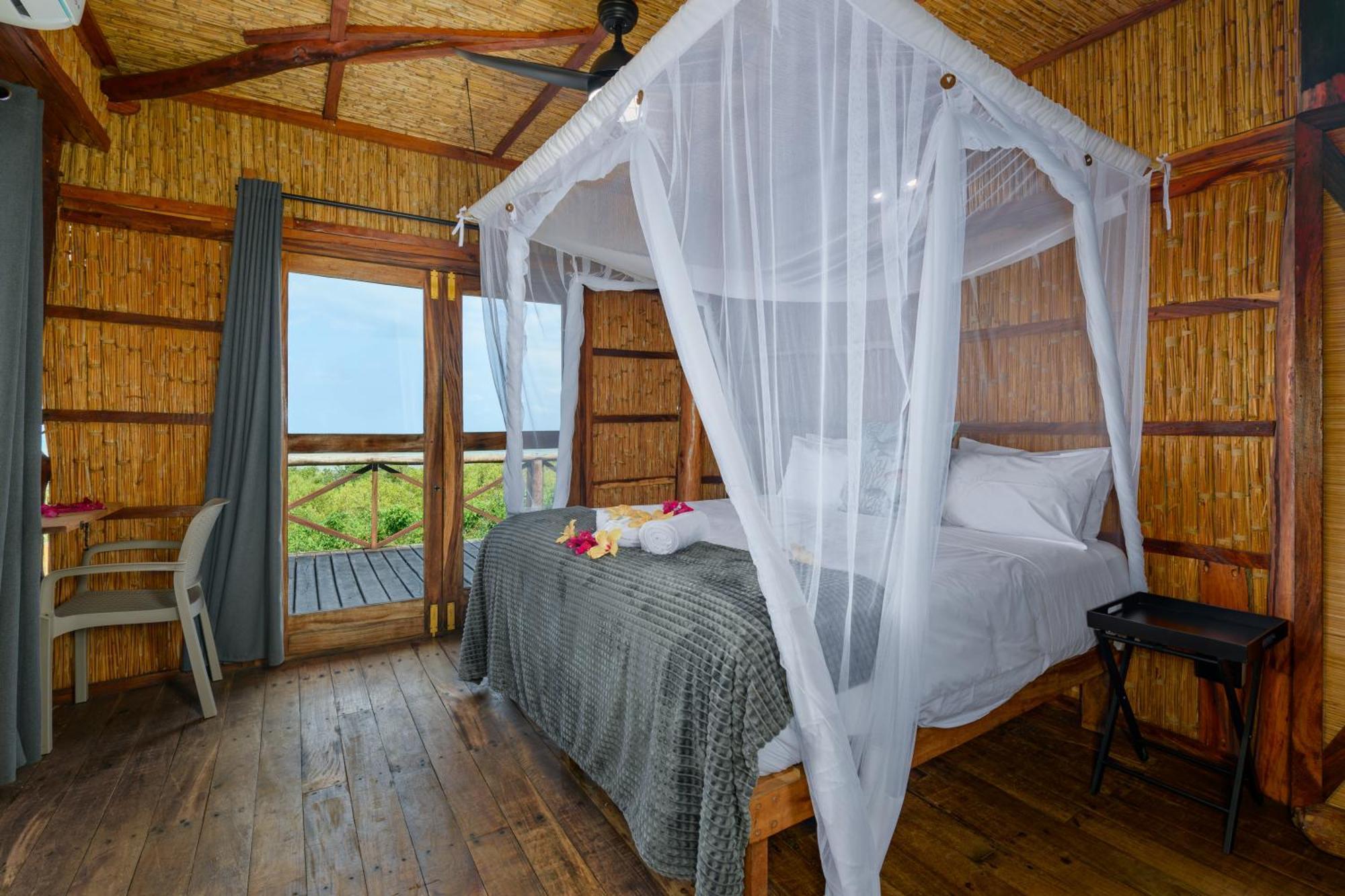 Ocean Pearl Beach Lodge Vilanculos Exterior photo