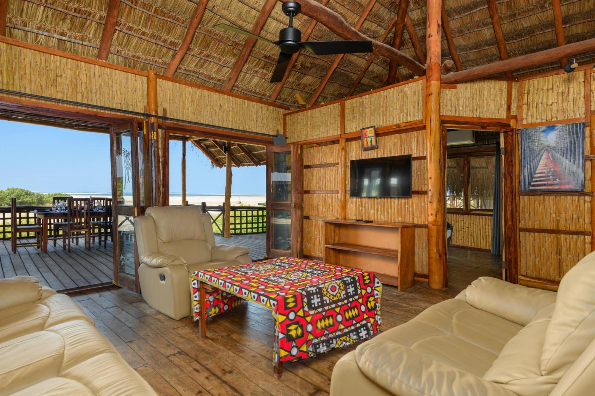Ocean Pearl Beach Lodge Vilanculos Exterior photo