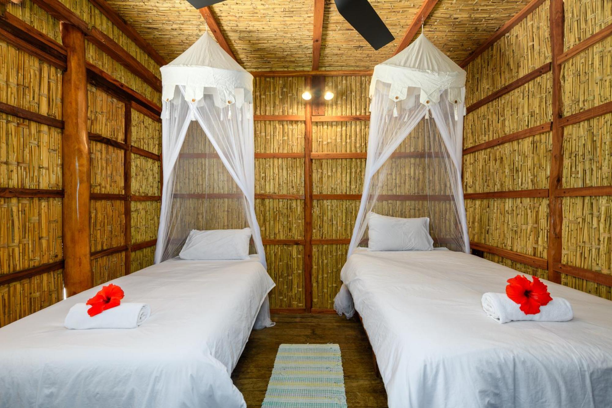 Ocean Pearl Beach Lodge Vilanculos Exterior photo