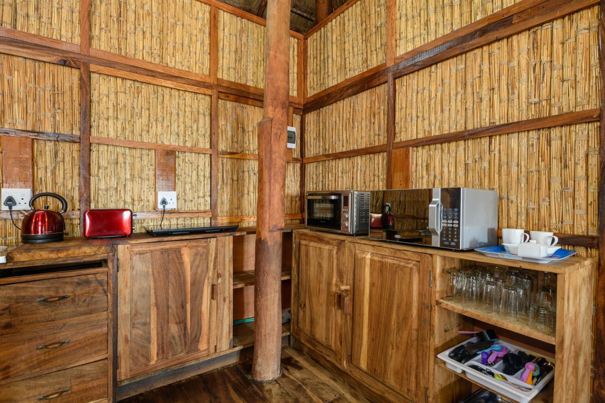 Ocean Pearl Beach Lodge Vilanculos Exterior photo
